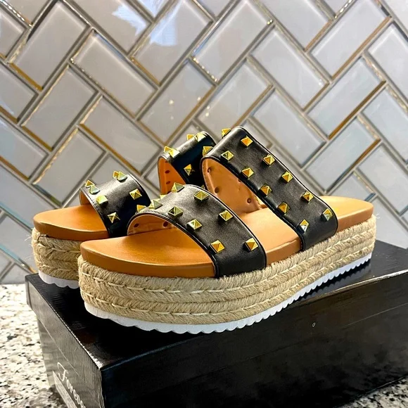 Gold Studded Platform Sandals ✨ - Picture 1 of 5